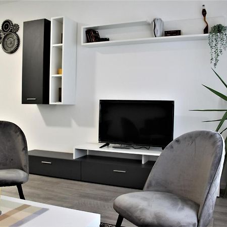 Appartement Tiziano T1 à Zagreb Extérieur photo