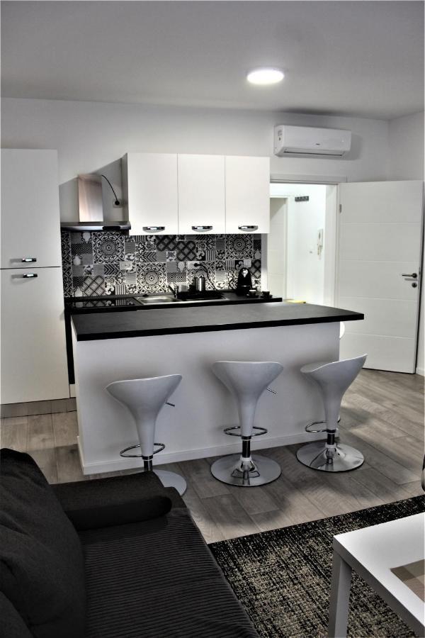 Appartement Tiziano T1 à Zagreb Extérieur photo