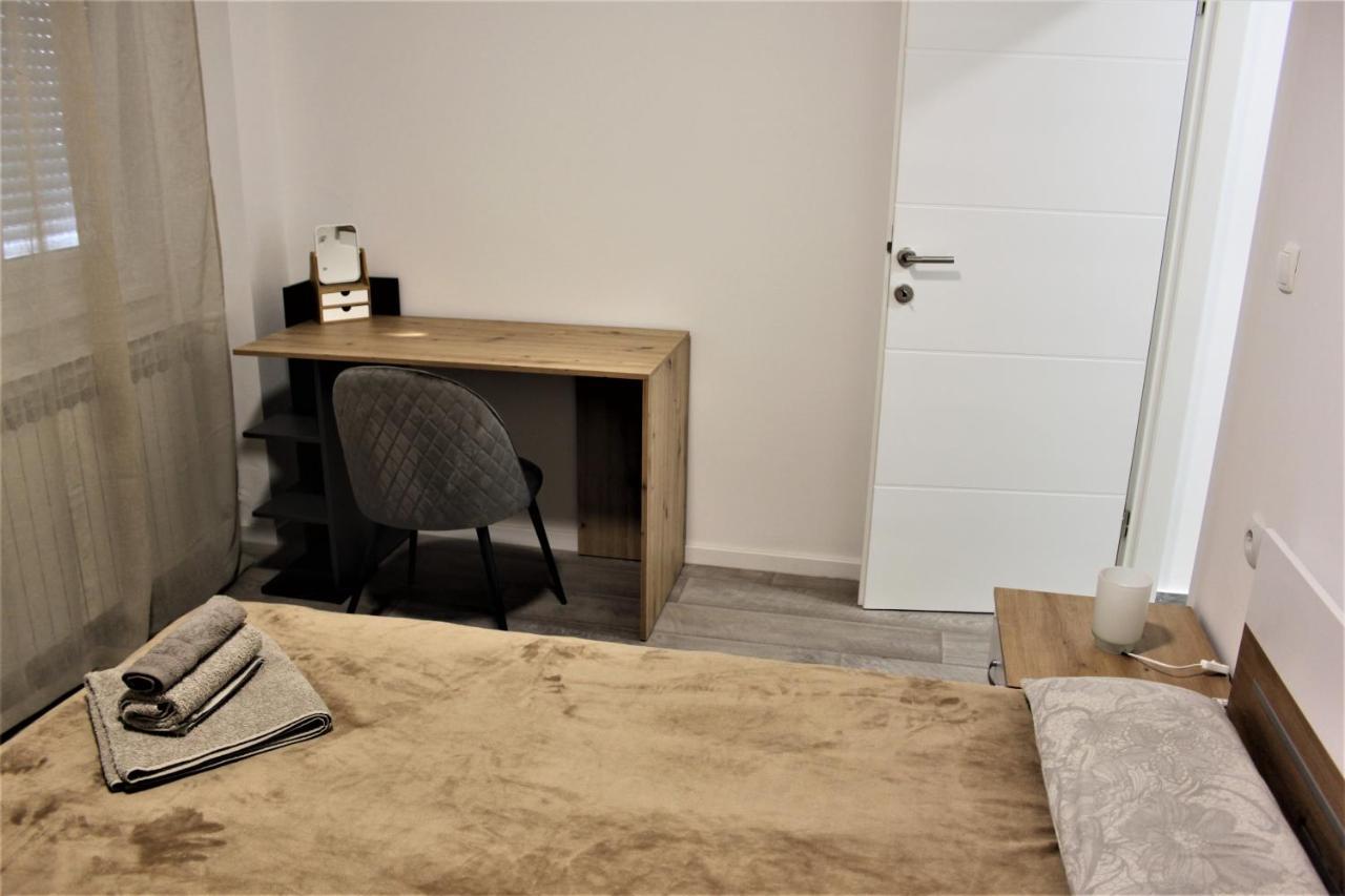 Appartement Tiziano T1 à Zagreb Extérieur photo